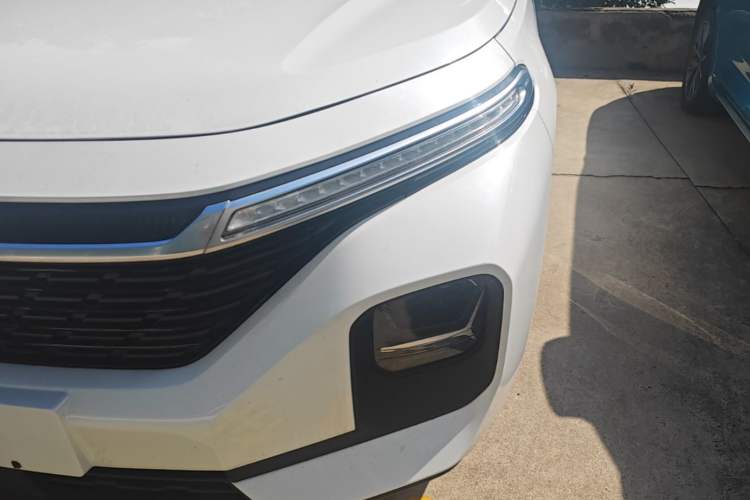 Used Baojun RC-5 2020 1.5L Manual Zhiyao Elite Edition Left Front Headlight