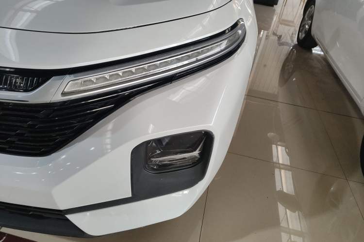 Used Baojun RC-5 2020 1.5L Manual Zhiyao Elite Edition Left Front Headlight