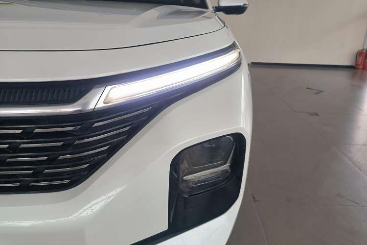 Used Baojun RC-5 2020 1.5T CVT Smart Shine Prestige Edition Left Front Headlight