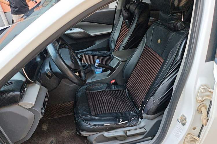 Used Baojun RC-5 2020 RC-5W 1.5L Manual Zhizhao Elite Edition Left Front Seat
