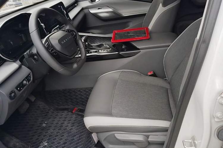 Used Baojun RC-5 2020 1.5T CVT Smart Luxury Edition Left Front Seat