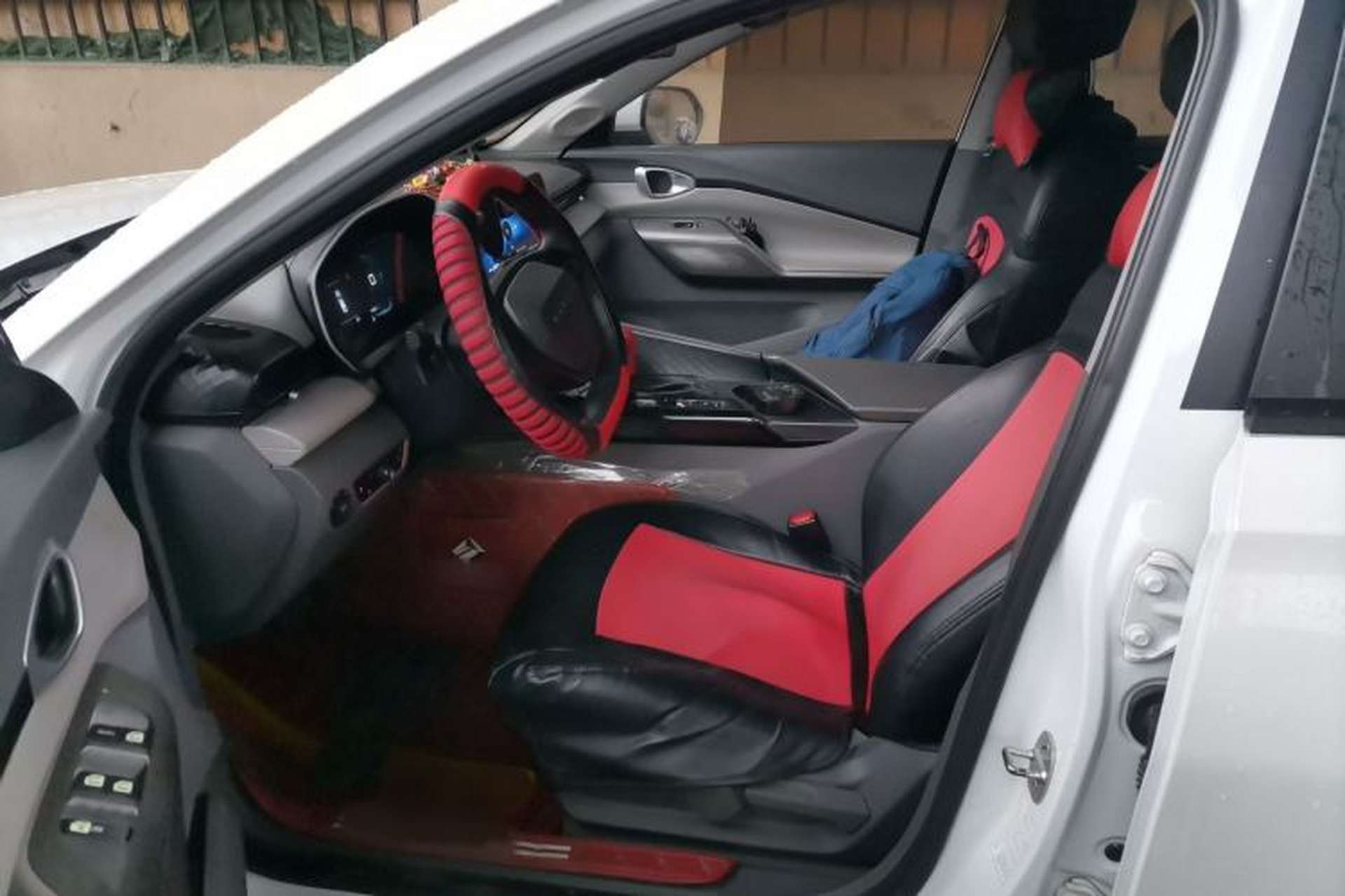 Used Baojun RC-5 2020 1.5L CVT Smart Elite Edition Left Front Seat