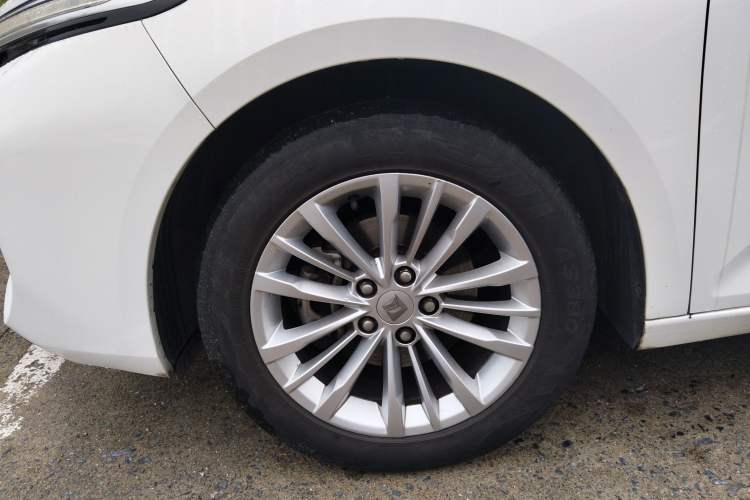 Used Baojun RC-5 2020 1.5T CVT Smart Luxury Edition Left Front Wheel Hub