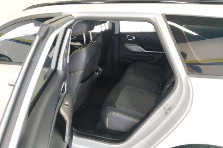 Used Baojun RC-5 2020 RC-5W 1.5T CVT Smart Luxury Edition Left Rear Seat