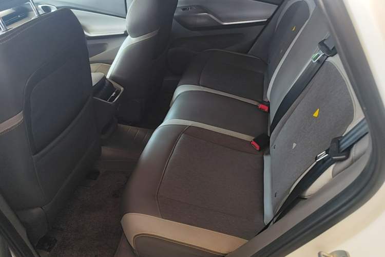Used Baojun RC-5 2020 1.5L Manual Zhiyao Elite Edition Left Rear Seat