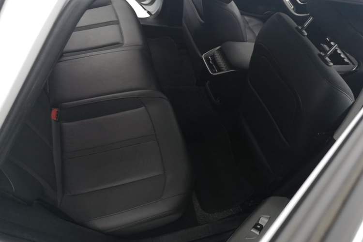 Used Baojun RC-5 2020 1.5T CVT Smart Shine Flagship Edition Left Rear Seat