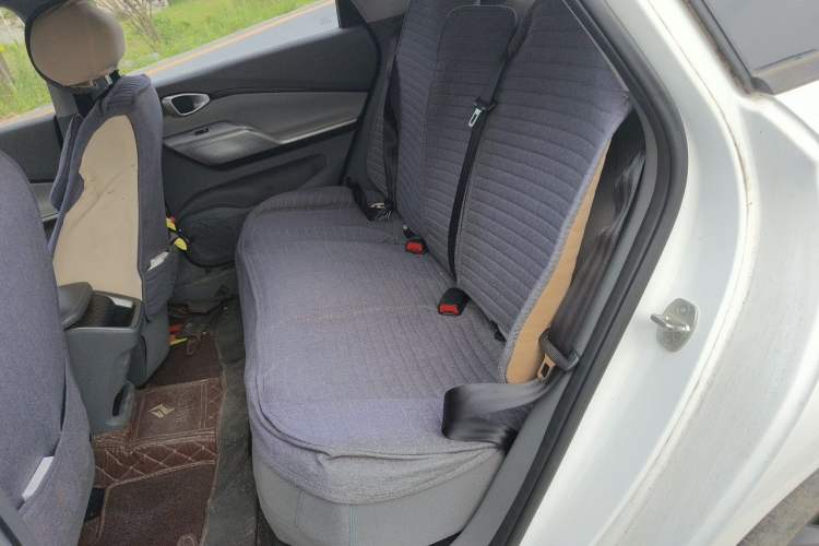 Used Baojun RC-5 2020 RC-5W 1.5L Manual Zhizhao Elite Edition Left Rear Seat
