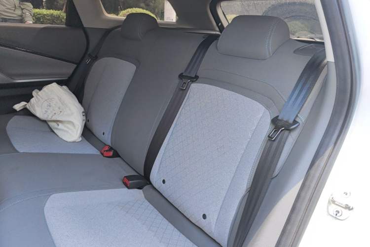 Used Baojun RC-5 2020 RC-5W 1.5L Manual Zhizhao Elite Edition Left Rear Seat