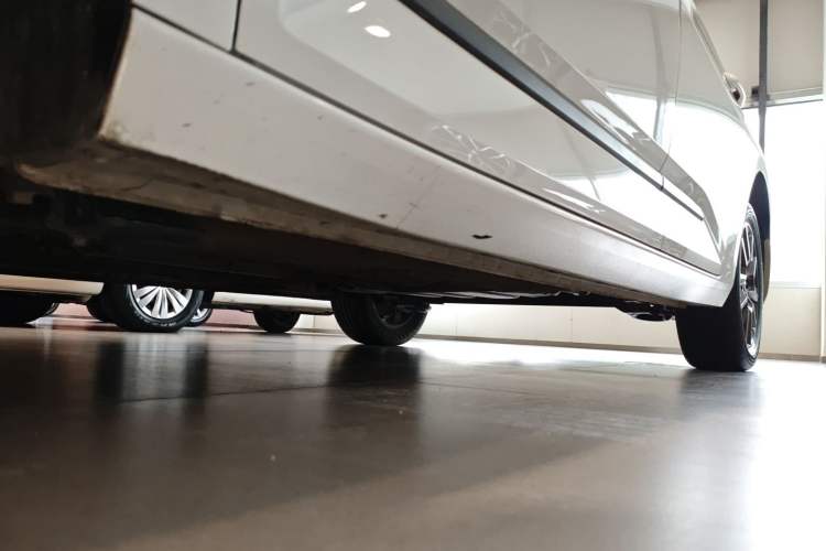 Used Baojun RC-5 2020 1.5L CVT Smart Elite Edition Left Side Sill