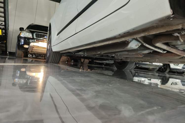 Used Baojun RC-5 2020 1.5L Manual Zhiyao Elite Edition Left Side Sill