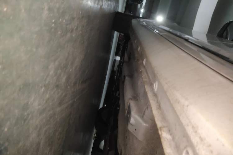 Used Baojun RC-5 2020 1.5T CVT Smart Shine Prestige Edition Left Side Sill