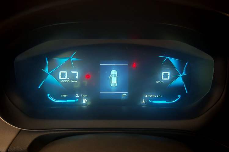 Used Baojun RC-5 2020 1.5L CVT Smart Elite Edition Odometer Close Up