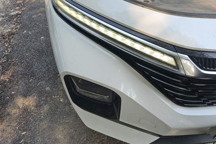Used Baojun RC-5 2020 1.5T CVT Smart Luxury Edition Right Front Headlight