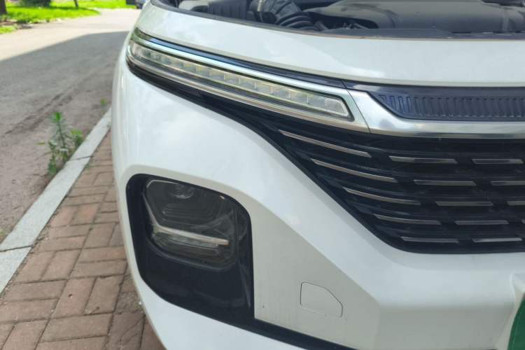 Used Baojun RC-5 2020 1.5T CVT Smart Luxury Edition Right Front Headlight
