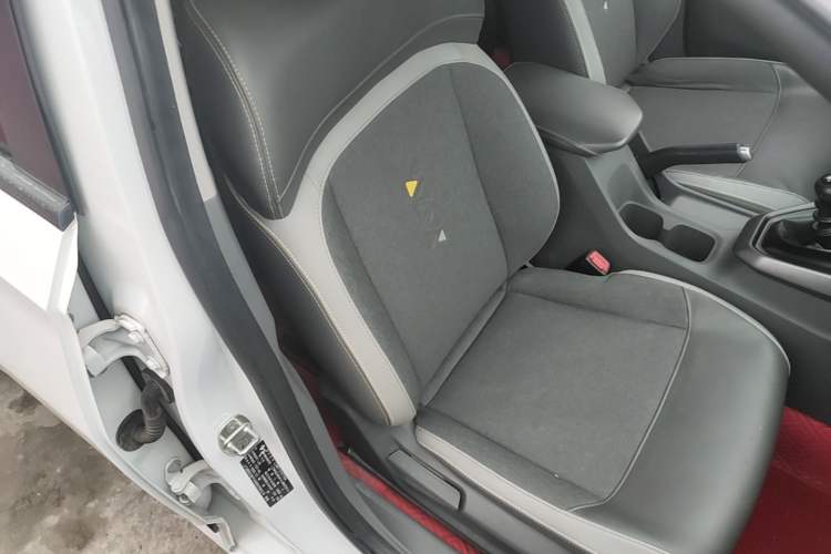 Used Baojun RC-5 2020 1.5T Manual Smart Luxury Edition Right Front Seat