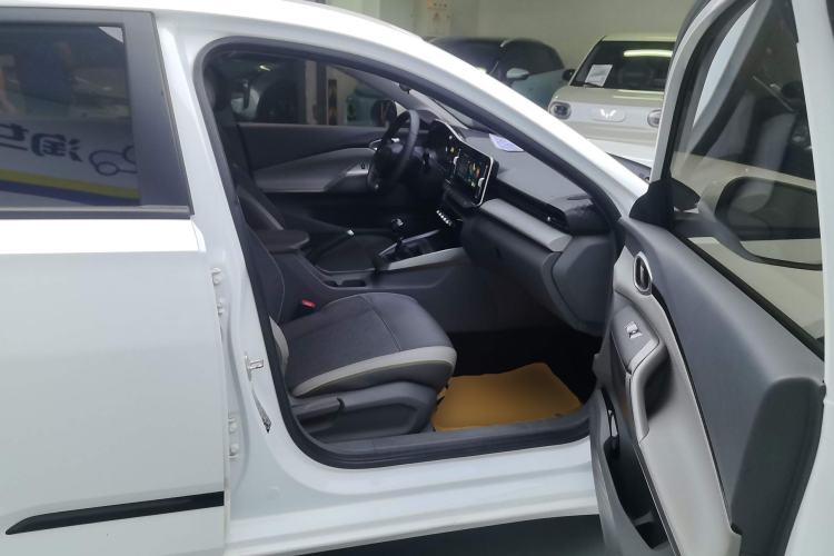 Used Baojun RC-5 2020 1.5L Manual Smart Luxury Edition Right Front Seat