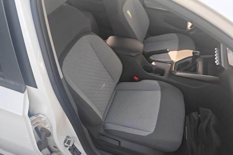 Used Baojun RC-5 2020 1.5L Manual Zhiyao Elite Edition Right Front Seat
