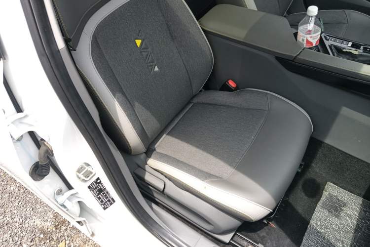 Used Baojun RC-5 2020 1.5T CVT Smart Luxury Edition Right Front Seat