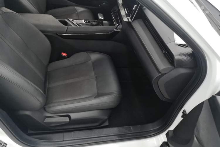 Used Baojun RC-5 2020 1.5T CVT Smart Shine Flagship Edition Right Front Seat