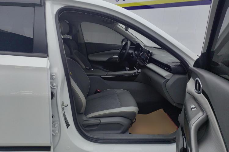 Used Baojun RC-5 2020 1.5T CVT Smart Luxury Edition Right Front Seat