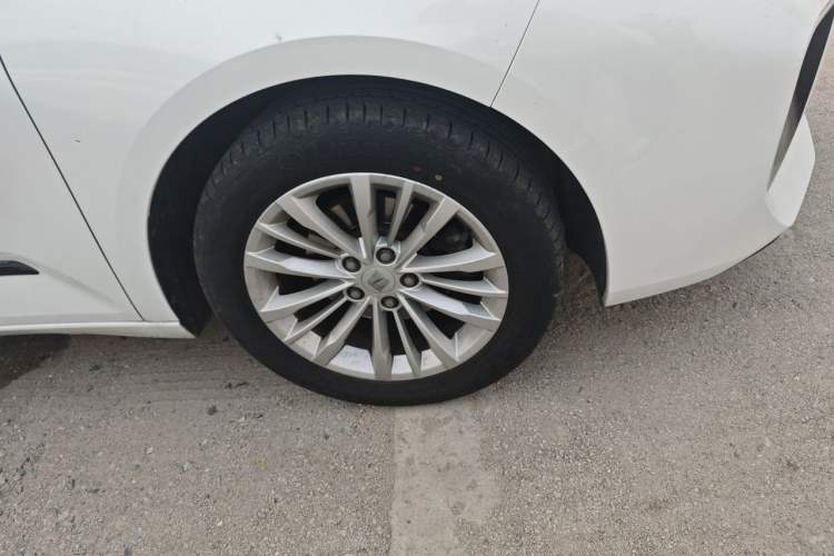 Used Baojun RC-5 2020 1.5T CVT Smart Luxury Edition Right Front Wheel Hub