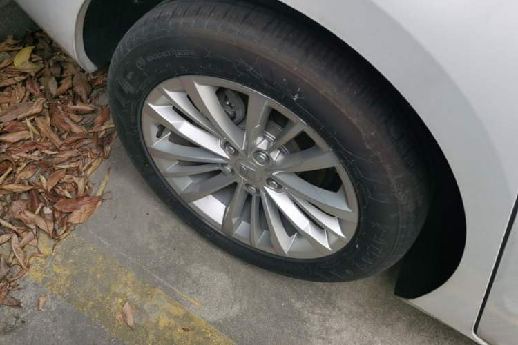 Used Baojun RC-5 2020 1.5T CVT Smart Shine Prestige Edition Right Rear Wheel Hub