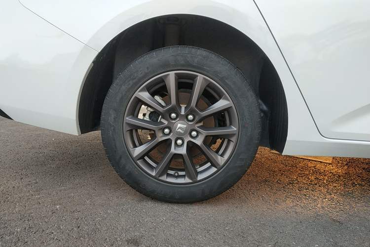 Used Baojun RC-5 2020 1.5L CVT Smart Elite Edition Right Rear Wheel Hub