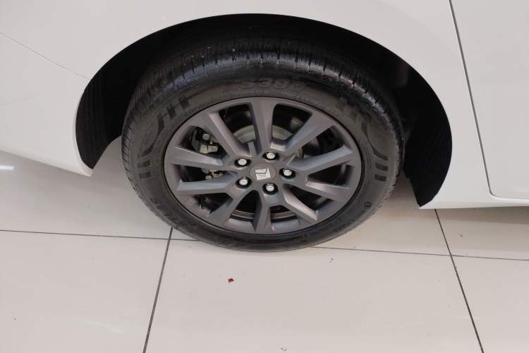 Used Baojun RC-5 2020 RC-5W 1.5L Manual Zhizhao Elite Edition Right Rear Wheel Hub
