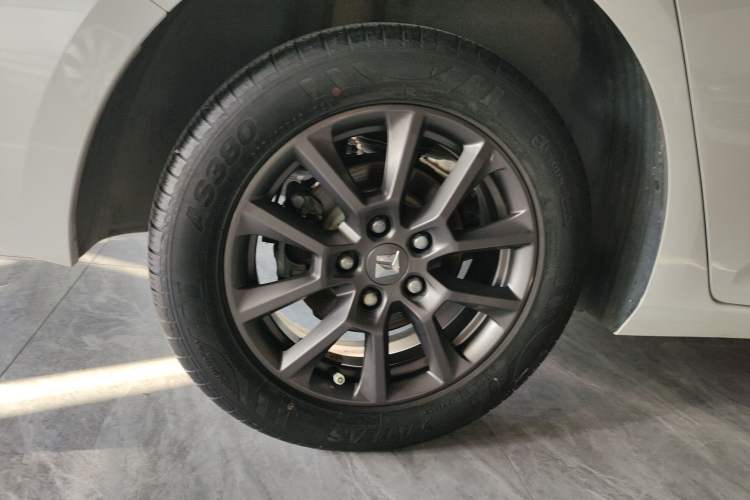 Used Baojun RC-5 2020 1.5L Manual Zhiyao Elite Edition Right Rear Wheel Hub