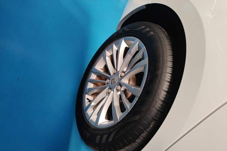 Used Baojun RC-5 2020 1.5T CVT Smart Shine Prestige Edition Right Rear Wheel Hub