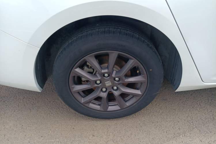 Used Baojun RC-5 2020 1.5L CVT Smart Elite Edition Right Rear Wheel Hub