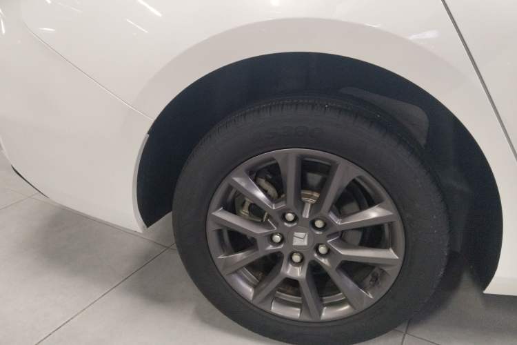 Used Baojun RC-5 2020 1.5L CVT Smart Elite Edition Right Rear Wheel Hub