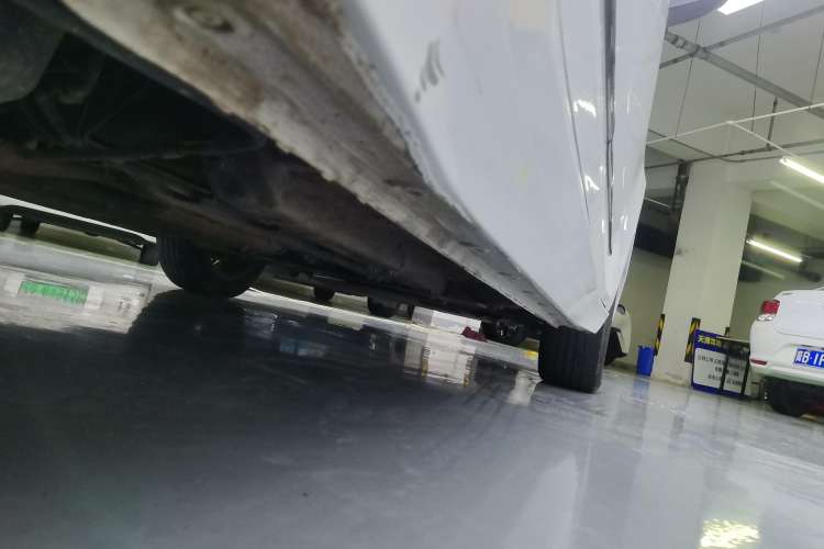 Used Baojun RC-5 2020 1.5L Manual Smart Luxury Edition Right Side Sill