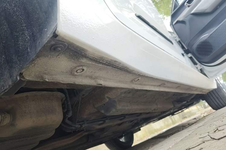 Used Baojun RC-5 2020 1.5T CVT Smart Shine Prestige Edition Right Side Sill