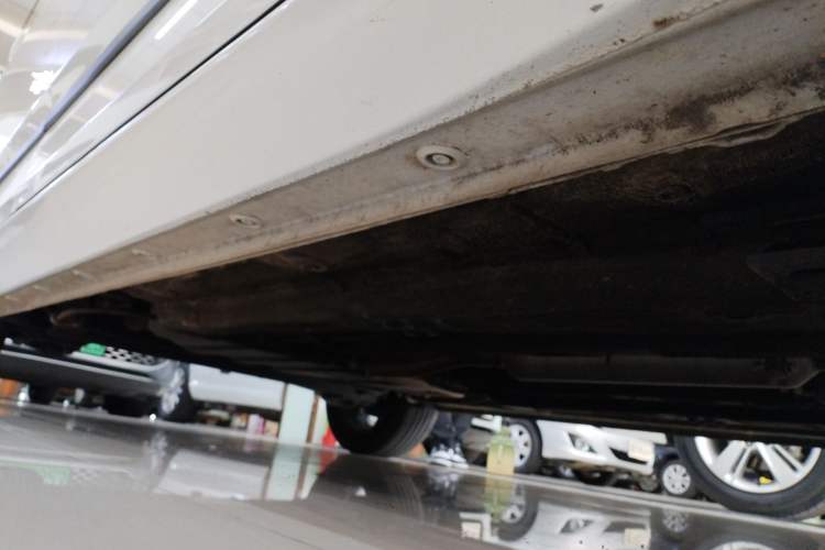 Used Baojun RC-5 2020 RC-5W 1.5L Manual Zhizhao Elite Edition Right Side Sill