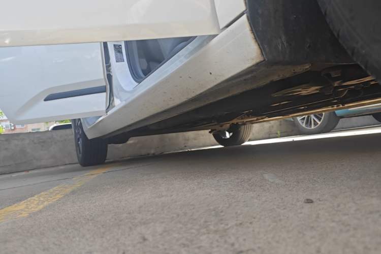 Used Baojun RC-5 2020 1.5L Manual Zhiyao Elite Edition Right Side Sill