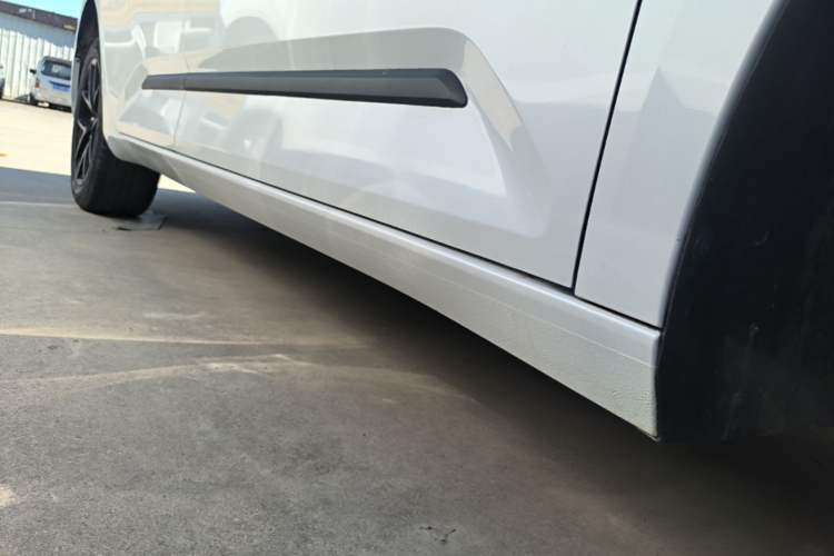 Used Baojun RC-5 2020 1.5L Manual Zhiyao Elite Edition Right Side Sill