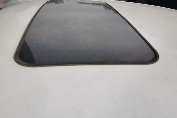 Used Baojun RC-5 2020 1.5T CVT Smart Shine Prestige Edition Roof