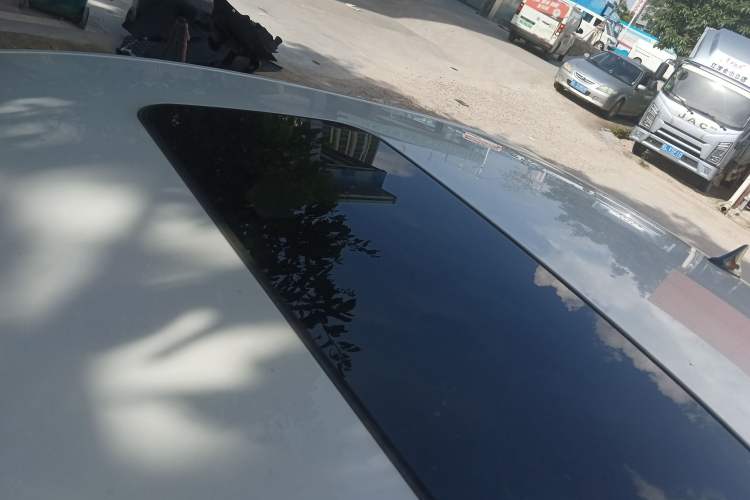 Used Baojun RC-5 2020 1.5T CVT Smart Shine Prestige Edition Roof