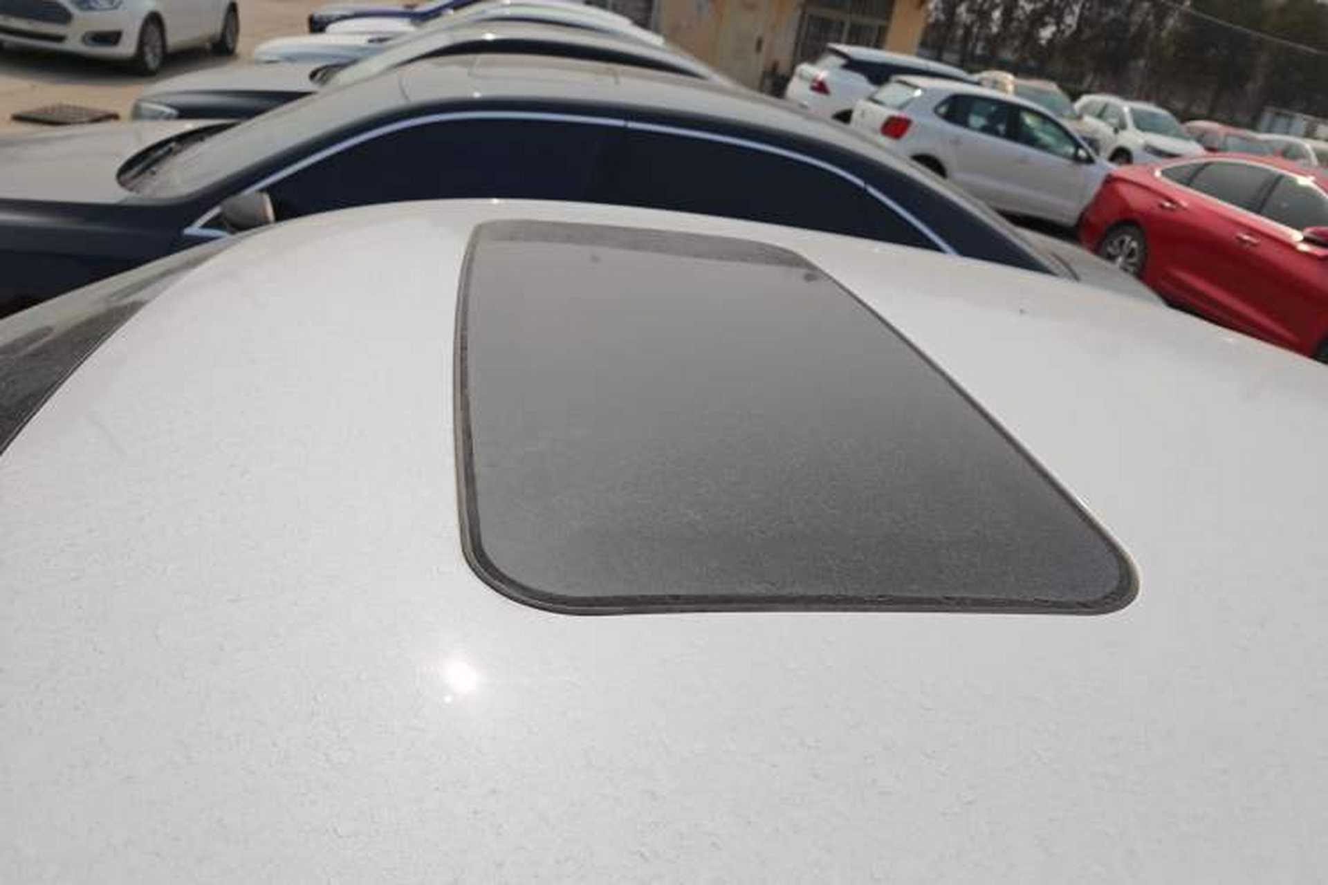 Used Baojun RC-5 2020 1.5L Manual Smart Luxury Edition Roof