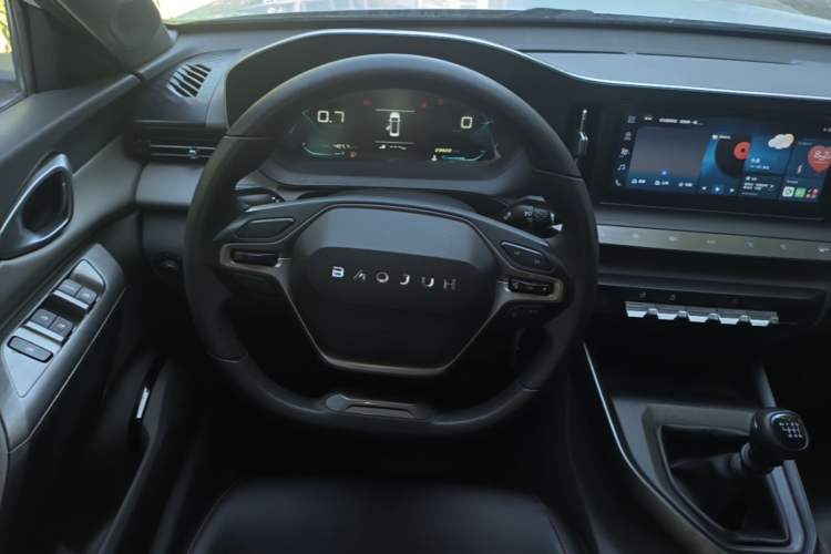 Used Baojun RC-5 2020 1.5L Manual Zhiyao Elite Edition Steering Wheel