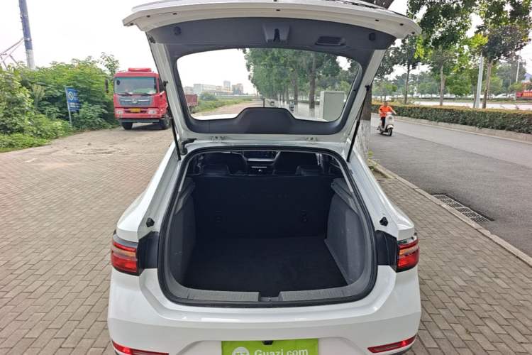Used Baojun RC-5 2020 1.5L Manual Zhiyao Elite Edition Trunk