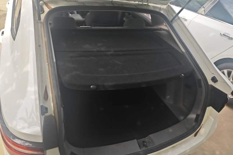 Used Baojun RC-5 2020 1.5L Manual Zhiyao Elite Edition Trunk