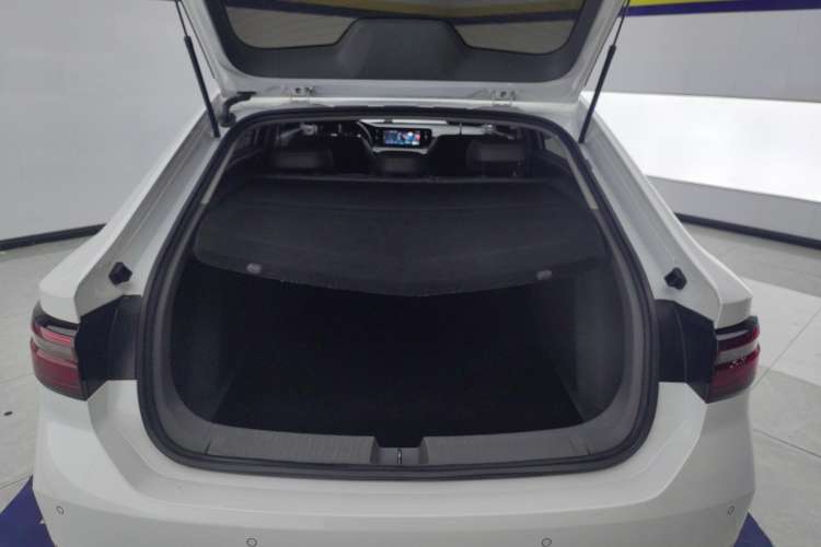 Used Baojun RC-5 2020 1.5T CVT Smart Luxury Edition Trunk