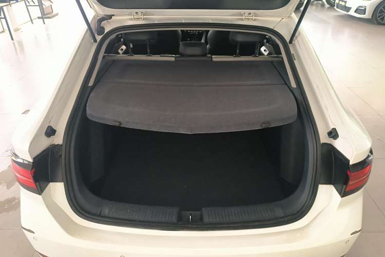 Used Baojun RC-5 2020 1.5T CVT Smart Shine Prestige Edition Trunk