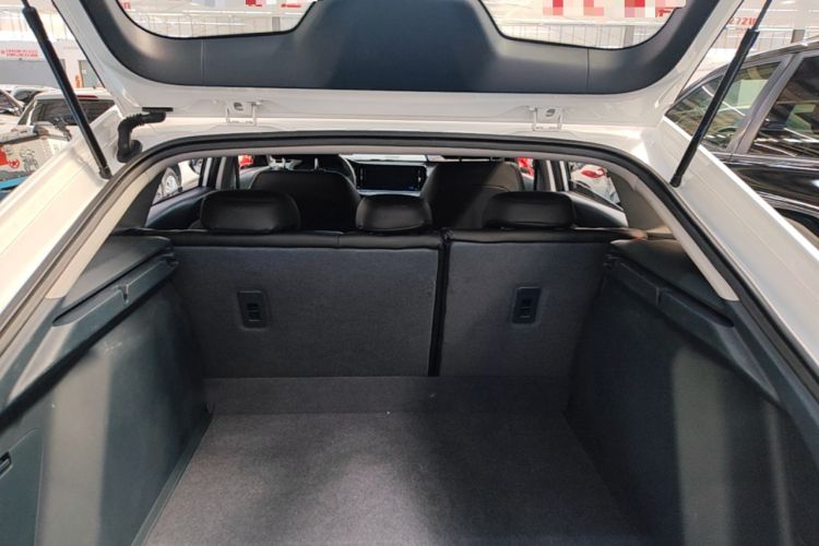 Used Baojun RC-5 2020 1.5T CVT Smart Shine Prestige Edition Trunk