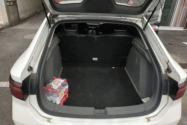 Used Baojun RC-5 2020 1.5L Manual Zhiyao Elite Edition Trunk