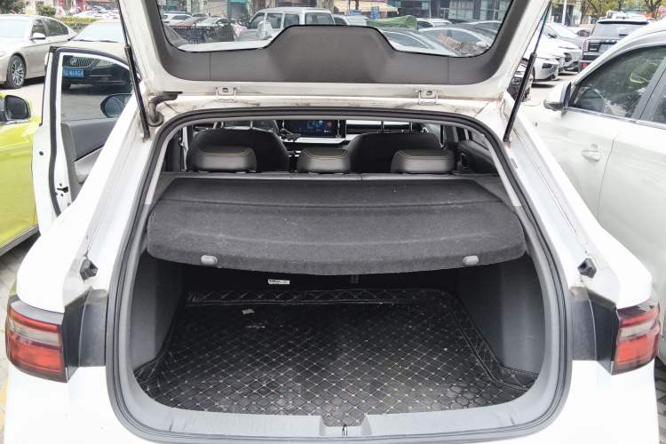 Used Baojun RC-5 2020 1.5T CVT Smart Luxury Edition Trunk