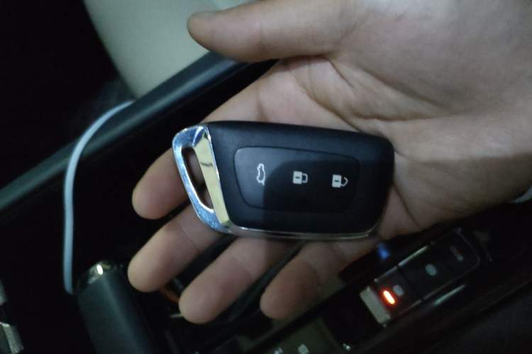 Used Baojun RC-5 2020 1.5T CVT Smart Shine Prestige Edition Vehicle Key
