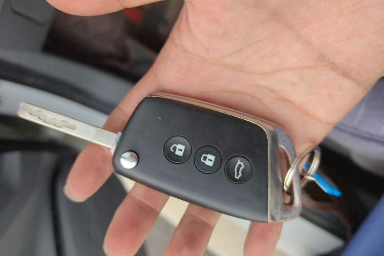 Used Baojun RC-5 2020 RC-5W 1.5L Manual Zhizhao Elite Edition Vehicle Key